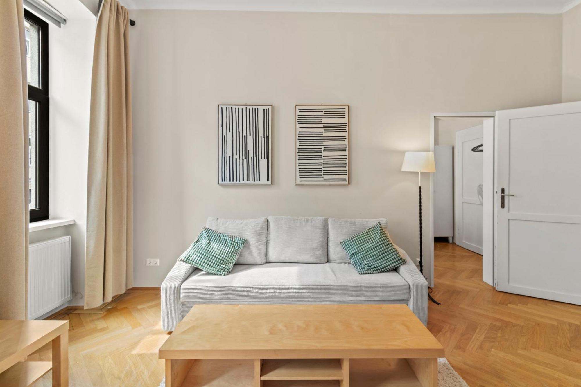 Chic Apartment - Near U3 Metro Вена Экстерьер фото