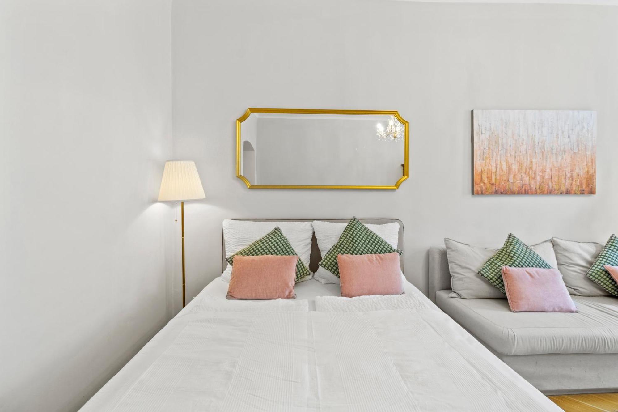 Chic Apartment - Near U3 Metro Вена Экстерьер фото